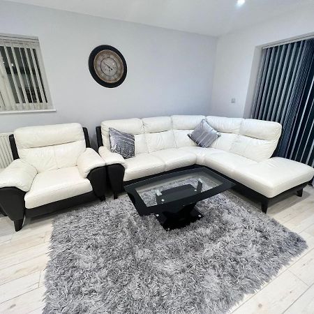 Beautiful Home In Oxford Bagian luar foto